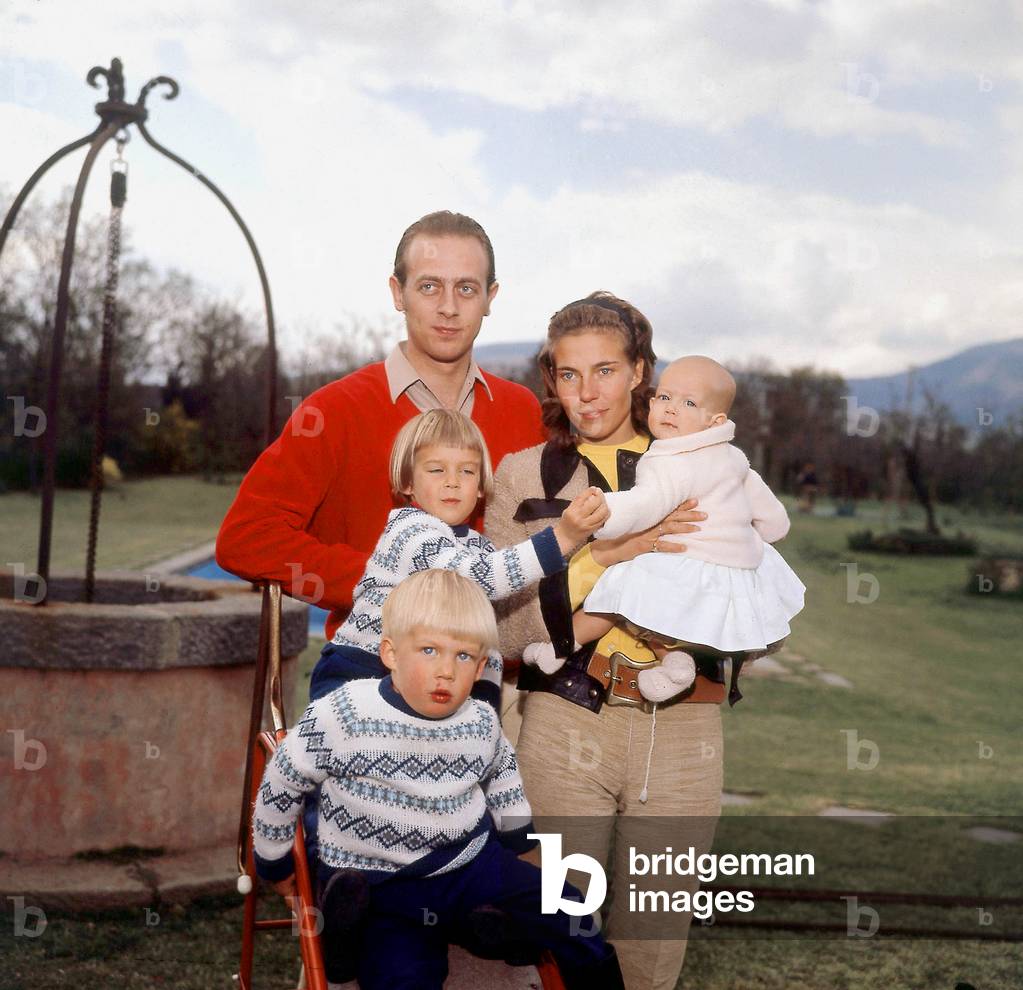 Princess Claude of France (Daughter of The Count-Of-Paris) With Husband Prince Amedee Iii of Savoy Duke of Aoste and Their Children Bianca (3), Aimone (2), Mafalda (7 Months) at Home in San Giustimo Valdarmo in Italy May 05, 1970 (photo)