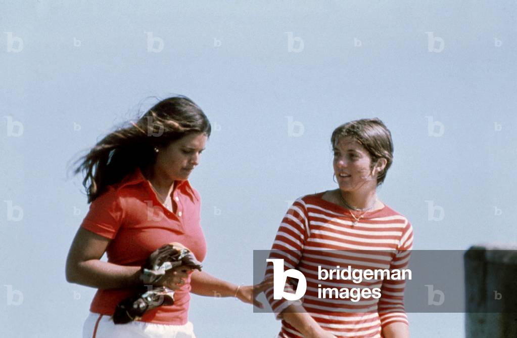 Caroline Kennedy (Daughter of Johnkennedy and Jackiekennedy ) (R) With her Cousin Maria Shriver in Florida February 3, 1977 (photo)