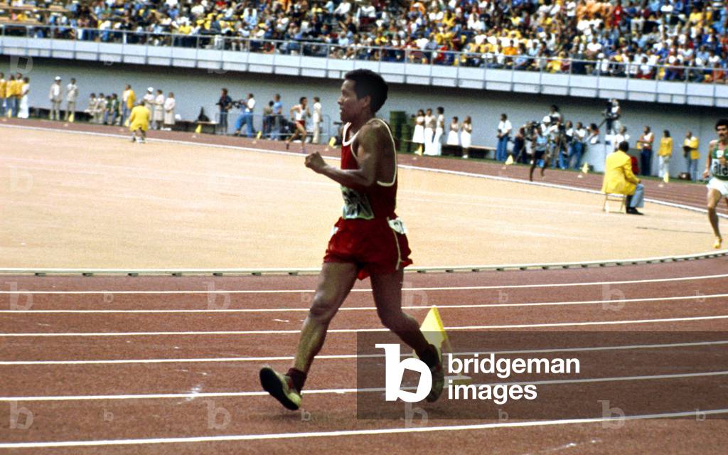 Mexican Runner Daniel Bautista Won The Gold Medal at Olympic Games in Montreal 1976 (photo)