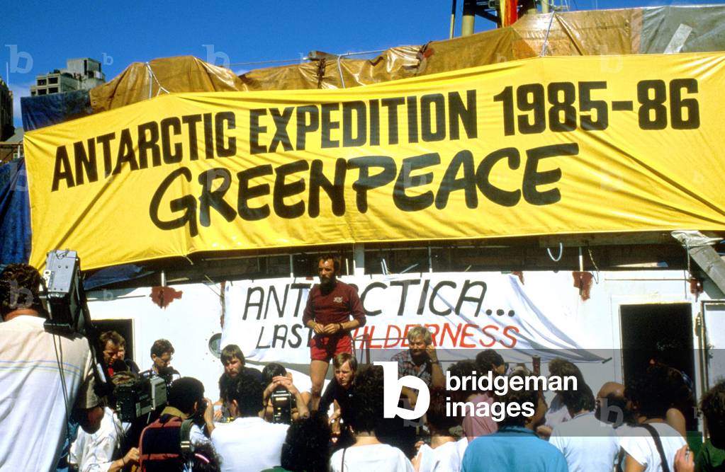 Sydney : Departure of Boats of Greenpeace For Expedition in Antarctic (South Pole) 1985 (photo)