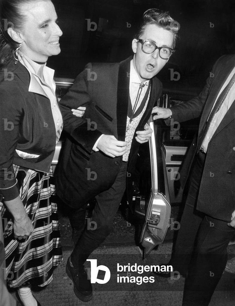 Paul Mccartney and his Wife Linda Dressed in The 50S Fashion May For 46Th Birthday Buddy Holly Should Have Had July 9, 1982 (b/w photo)