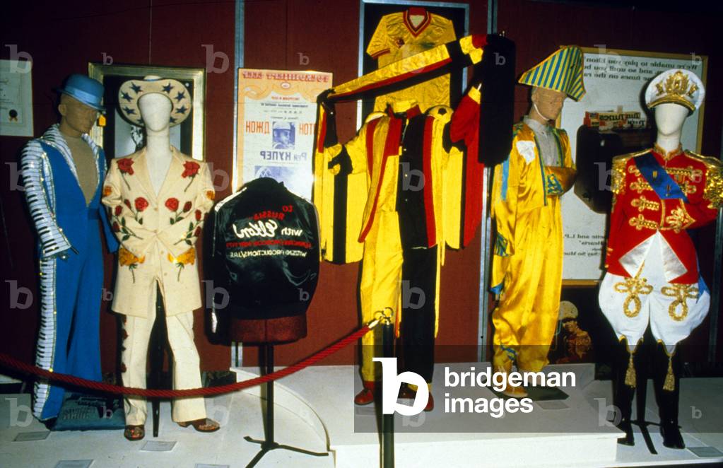 The Collection of Clothes of The English Singer Elton John, Sending After his Divorce From Renata in September 1988 (photo)