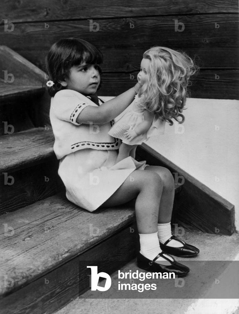 The princess Farahnaz, daughter of the ShahofIran, in Gstaad (Switzerland) june 29, 1966 (photo)