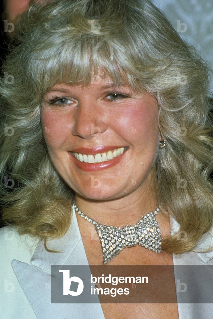 Loretta Swit For The Tv Series Mash Here At The Golden Globe Awards 1982 (photo)