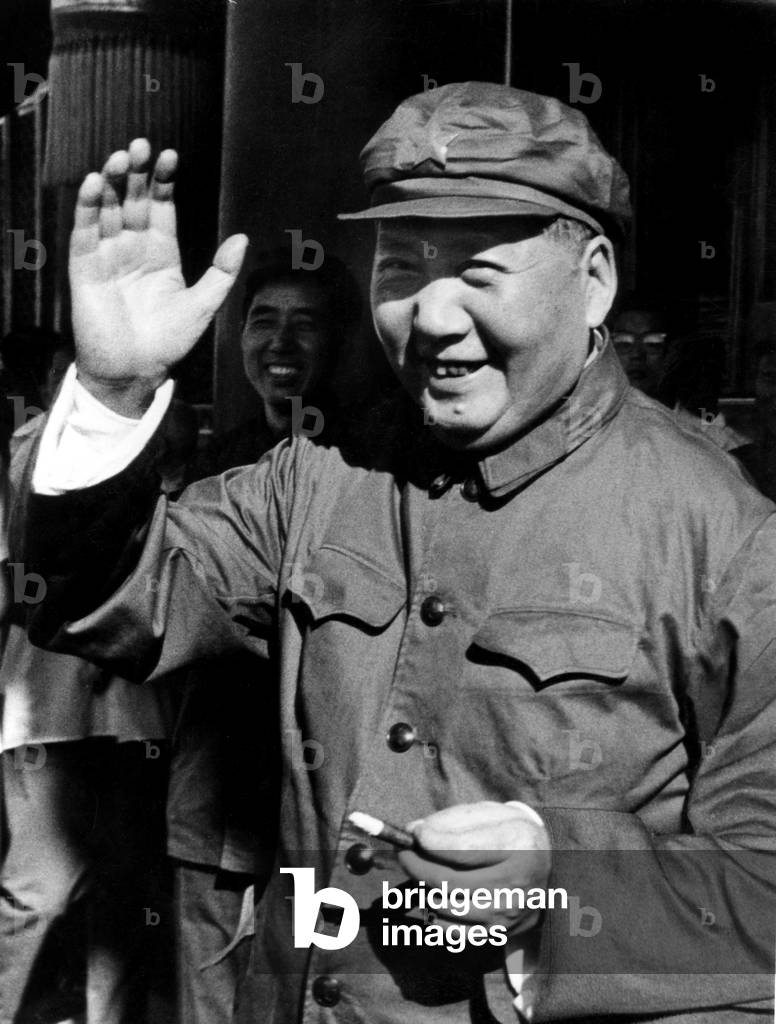 Mao Zedong (1893-1976) Leader of Chinese Communist Party, President of Popular China 1949-1959 and 1968-1976, here Here during Review of Army of The Great Proletarian Cultural Revolution in Pekin on August 18, 1966 (b/w photo)
