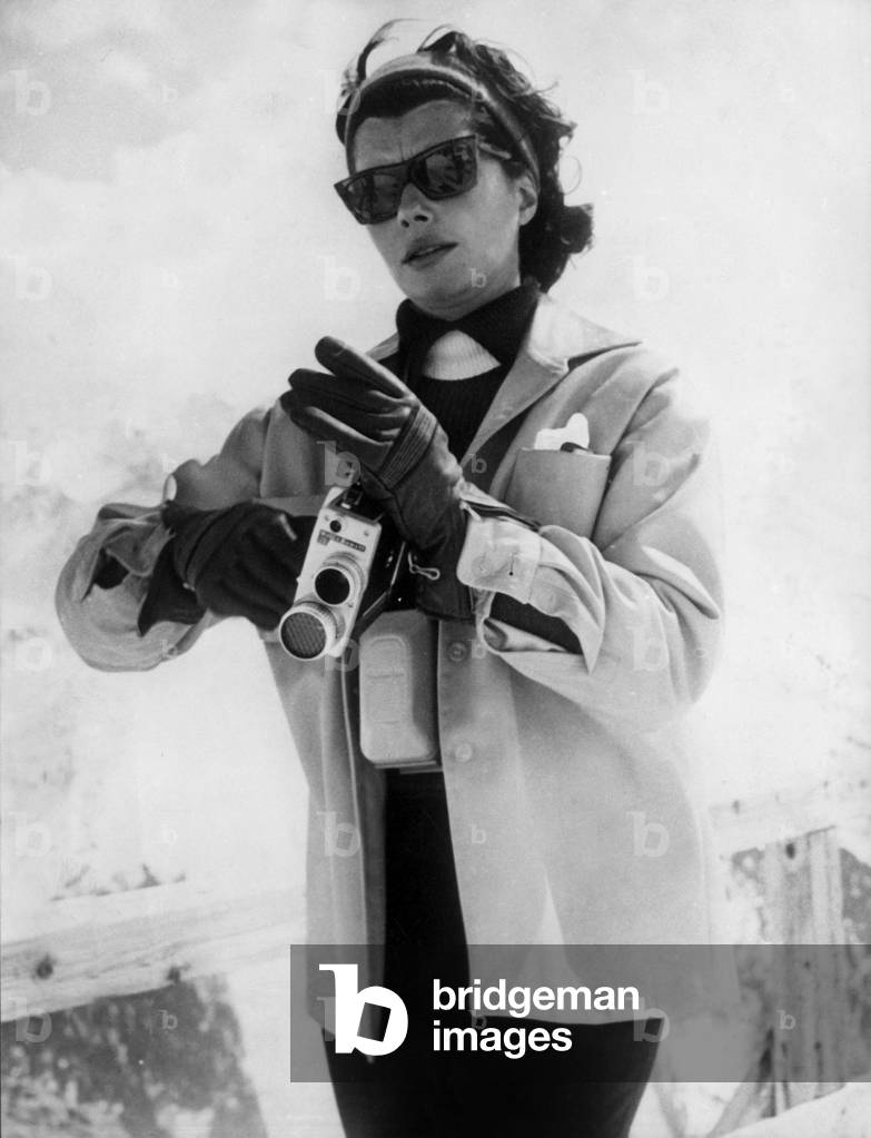 Nina Dyer in San Anton, Austria, April 7, 1958
