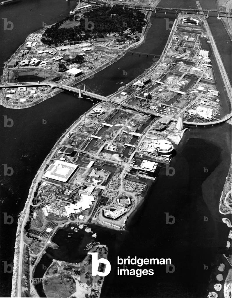World fair in Montreal (Canada) in 1967 : aerial view of the peninsula
