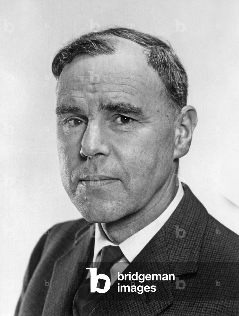 Dr. Robert Spence Director, Harwell Atomic Energy Research Establishment December 19, 1963