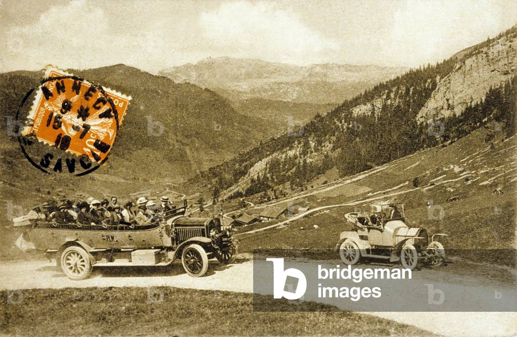 In the Alps, 1908 : coach in the 