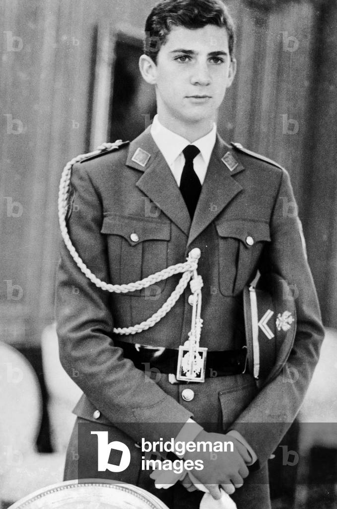 prince Felipe of Spain, on the eve of his oath to the Spanish constitution on 29 jan 1986 (photo)