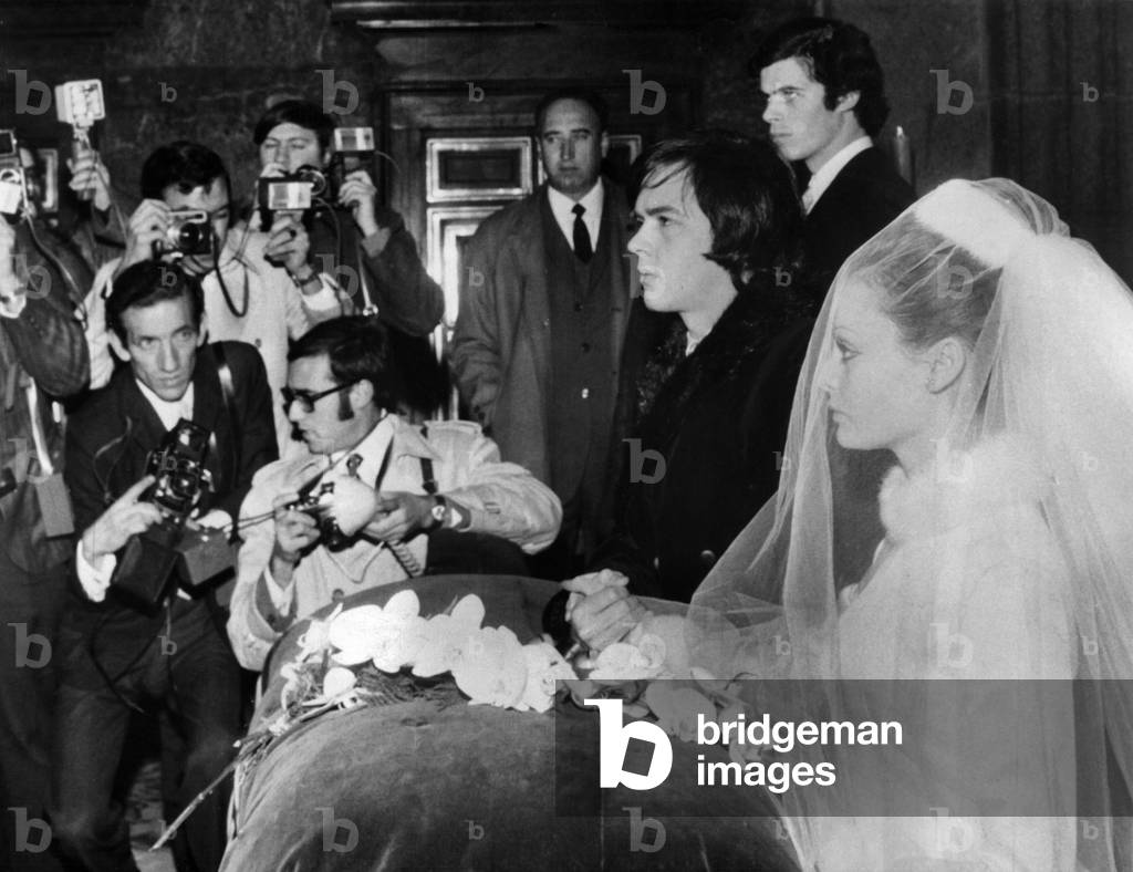 Actress Rocio Durcal married Spanish comedian Antonio Morales Baretto Jr. Here during the wedding blessing at the Basilica of the Escurial Monastery near Madrid. January 19, 1970