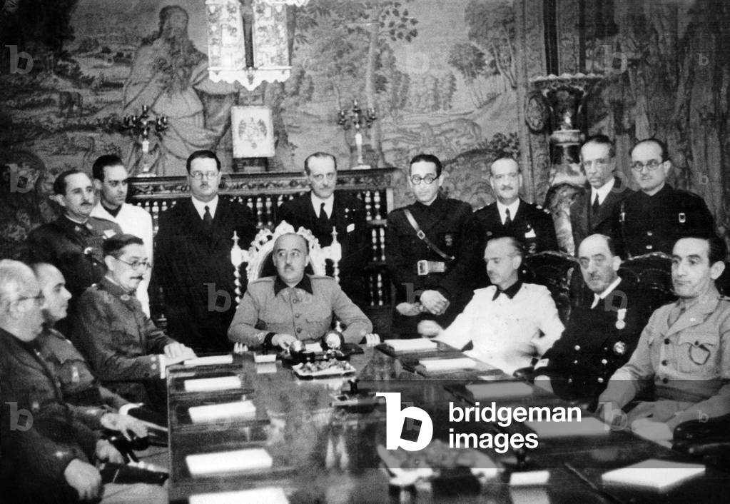 Franco's cabinet meeting in 1939 : General Francisco Franco is in the background, on r in white : Ramon Serrano Suner