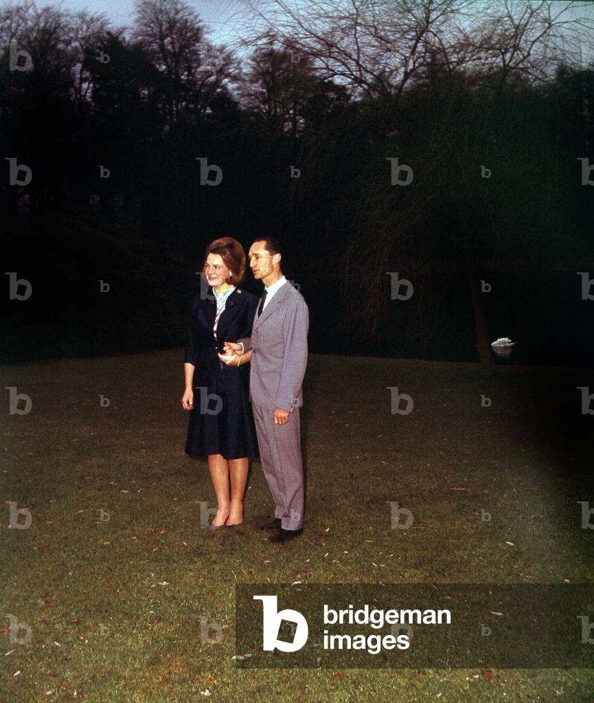 Princess Irene of Holland (Beatrix-sister) and fiance prince Carlos Hugo of Bourbon Parma April 07, 1964 announcing theyr will warry outside Holland