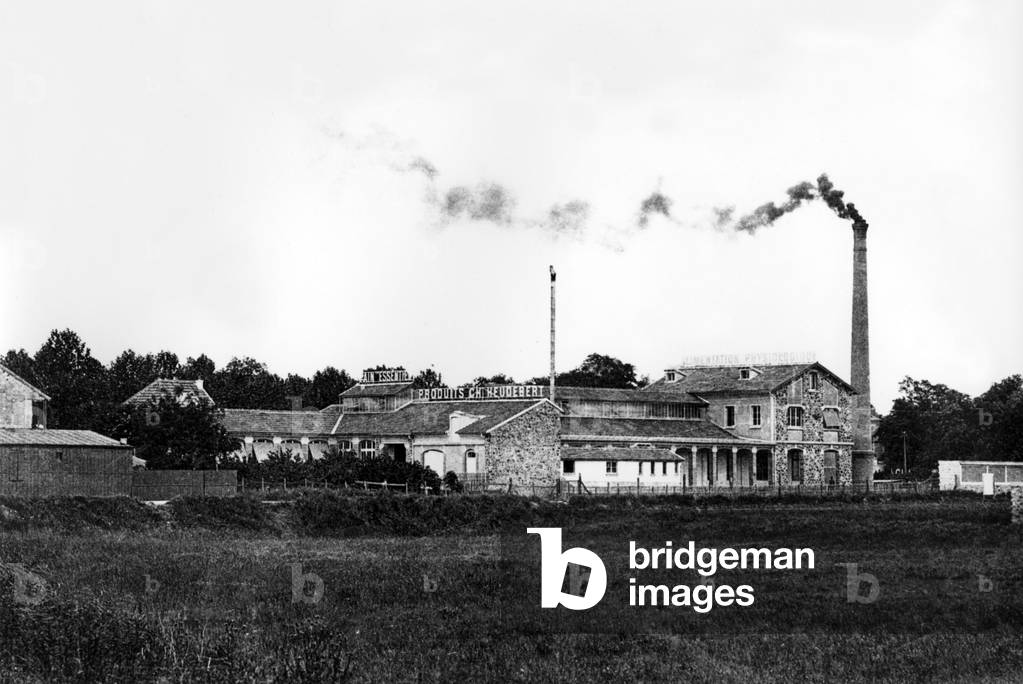Charles Heudebert's factory in Nanterre, France, c. 1906 (photo)