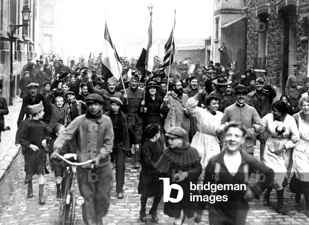 Patriotic demonstration in Vincennes, France at the time of the Armistice , November 1918 (b/w photo)