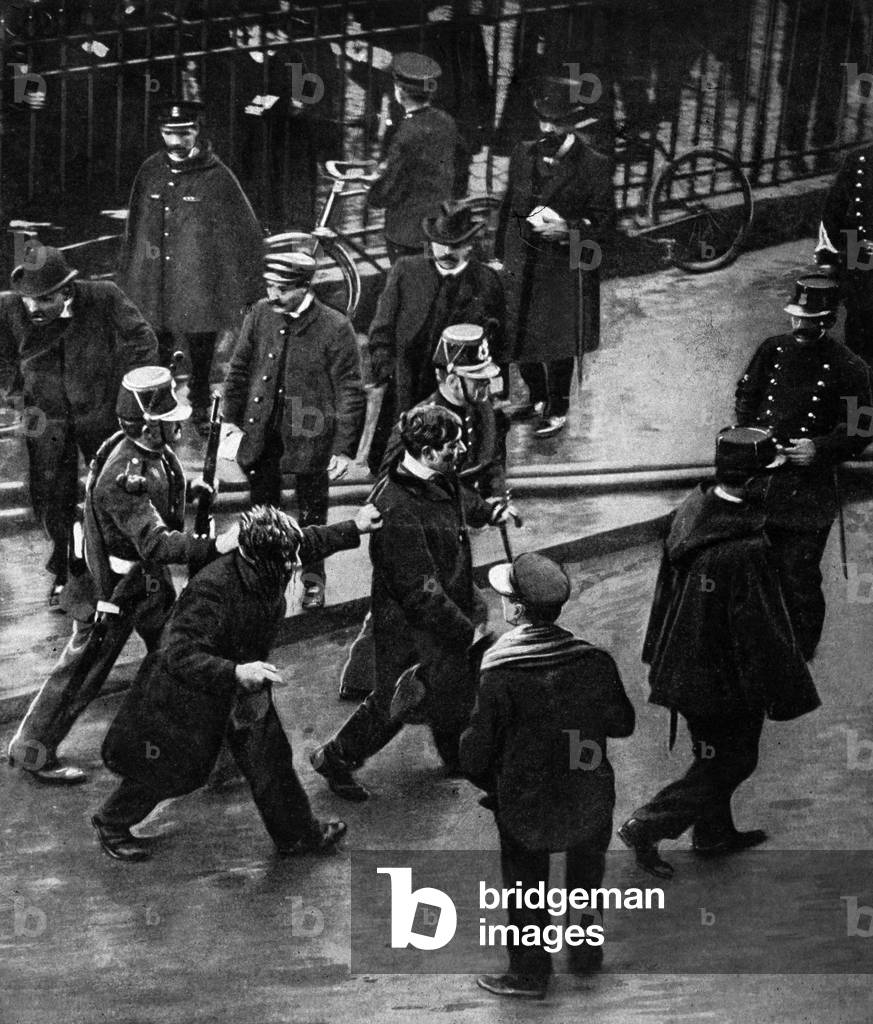 French law on the Separation of the Churches and the State (1905) : inventory of the goods of churches : here in February 1906 at Saint Pierre du Gros Caillou in Paris : clash between police and the faithful