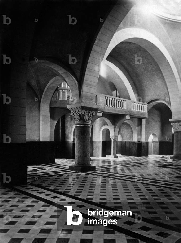 Interior of the church of Riberac, France