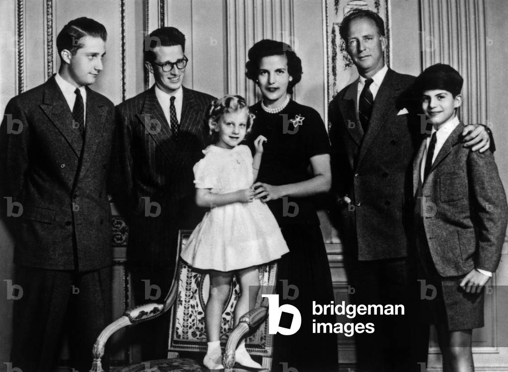 christmas at Laeken castle : former King  Leopold III and his 2nd wife Princess Liliane de Rethy (Mary Lilian Baels) with prince Albert and his brother King  Baudouin 1st , Princess Marie-Christine (center) and prince Alexander (r) December 27, 1954