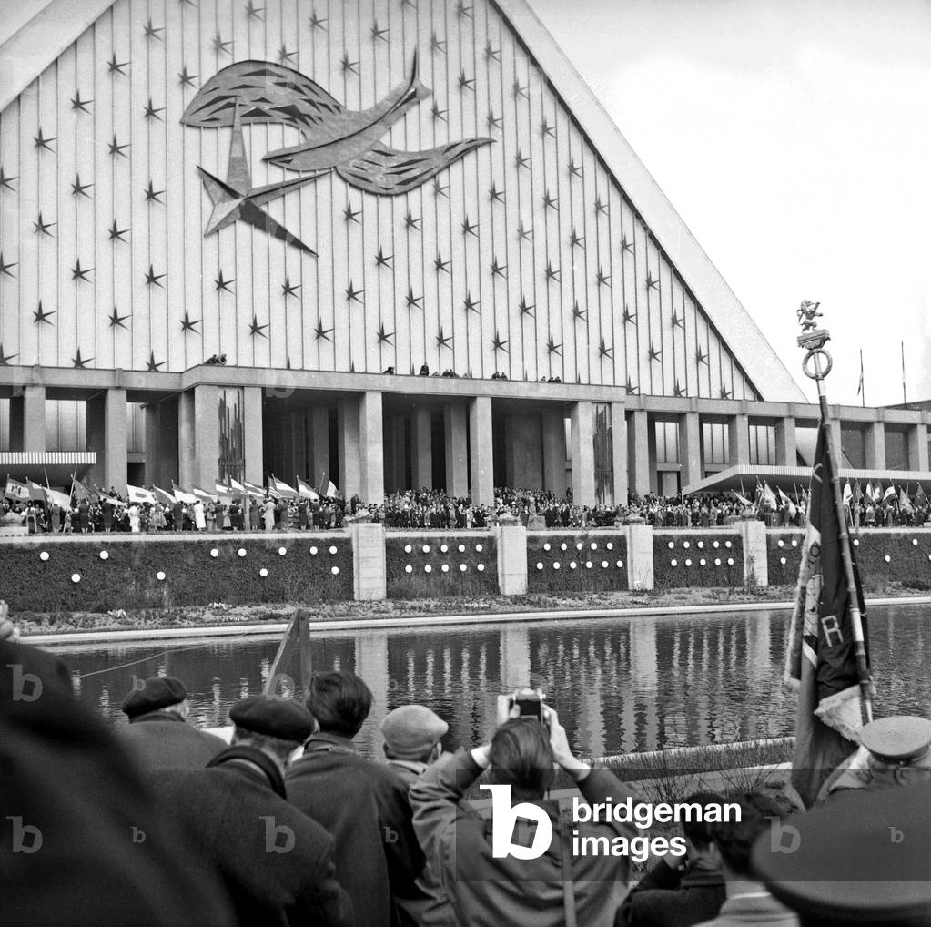 World fair in Brussels, April 18, 1958