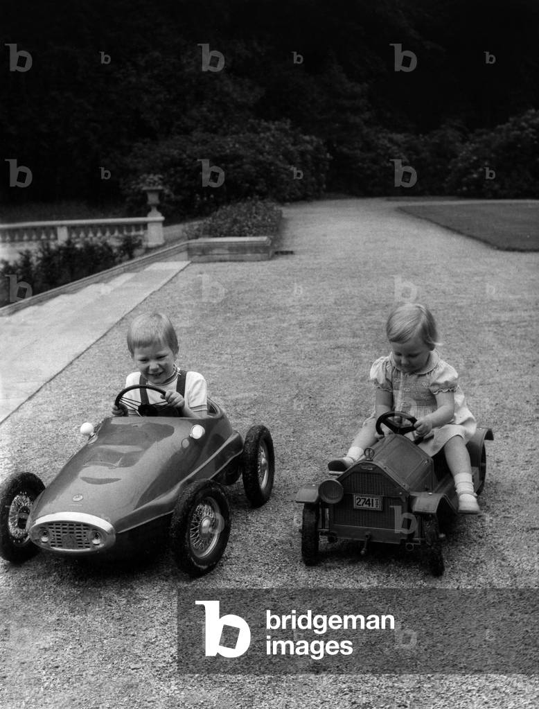Children of Albert of Belgium : prince Philip and Princess Astrid of Belgium on June 1st, 1964