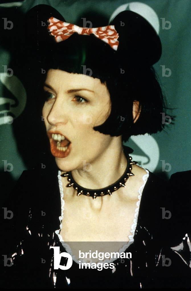 Annie Lennox at Grammy Awards, Los Angeles, 1995
