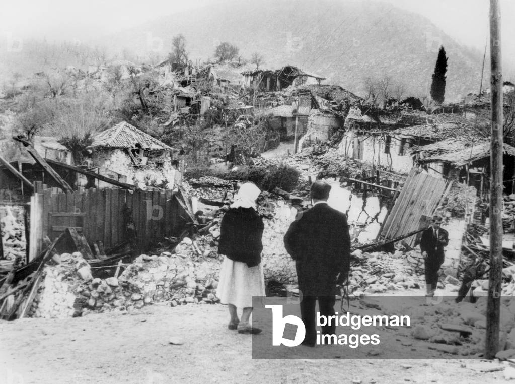 Earthquake in Greece in Apidista : view of the rubble on April 8, 1965