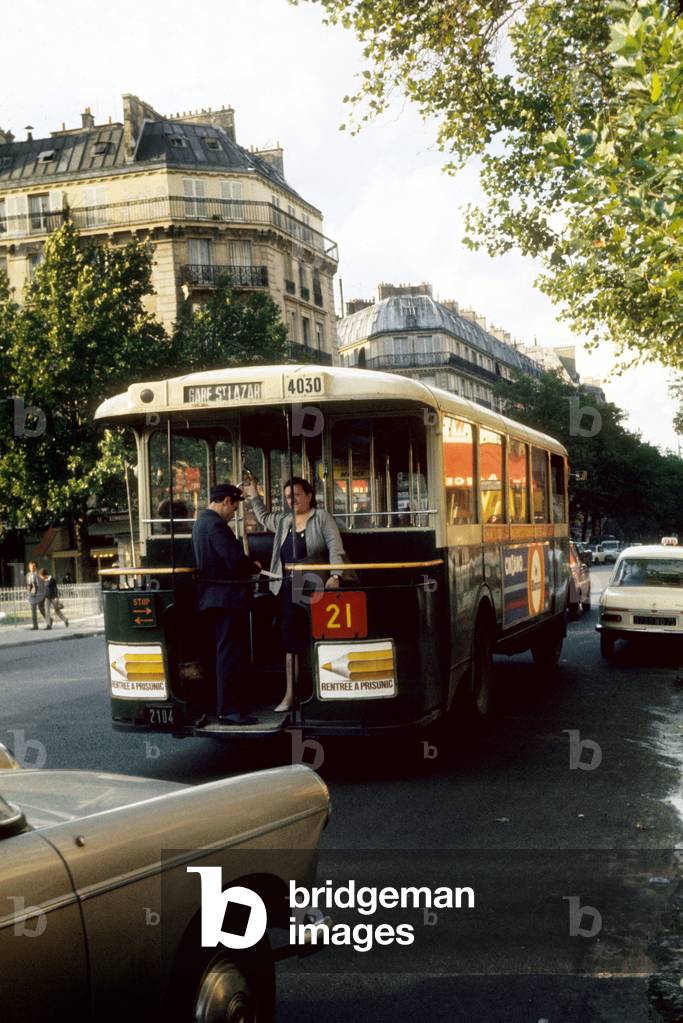 Paris : platform bus, c. 1967