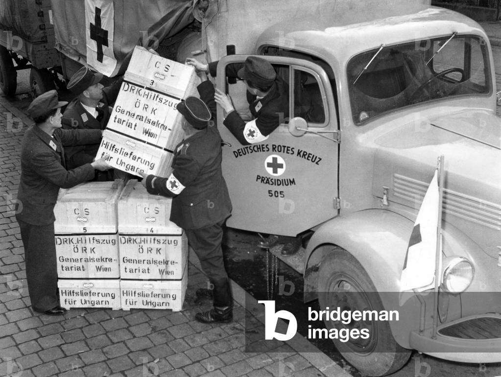 Revolution in Hungary : a German truck carrying supplies and medicine for hungarian wounded on October 30, 1956