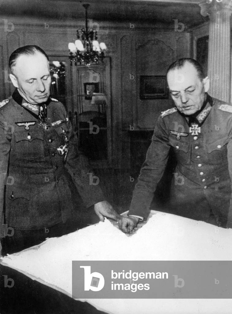 Erwin Rommel , chief General of Afrika Korps , (left) here with Gerd von Rundstedt, the German Commander in Chief West January 1944 at the headquarter of Rommel at the Roche Guyon