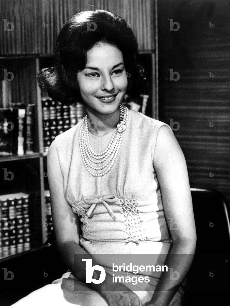 French model Denise Fabre, one of viewer's prefered tv announcer on December 23, 2963
