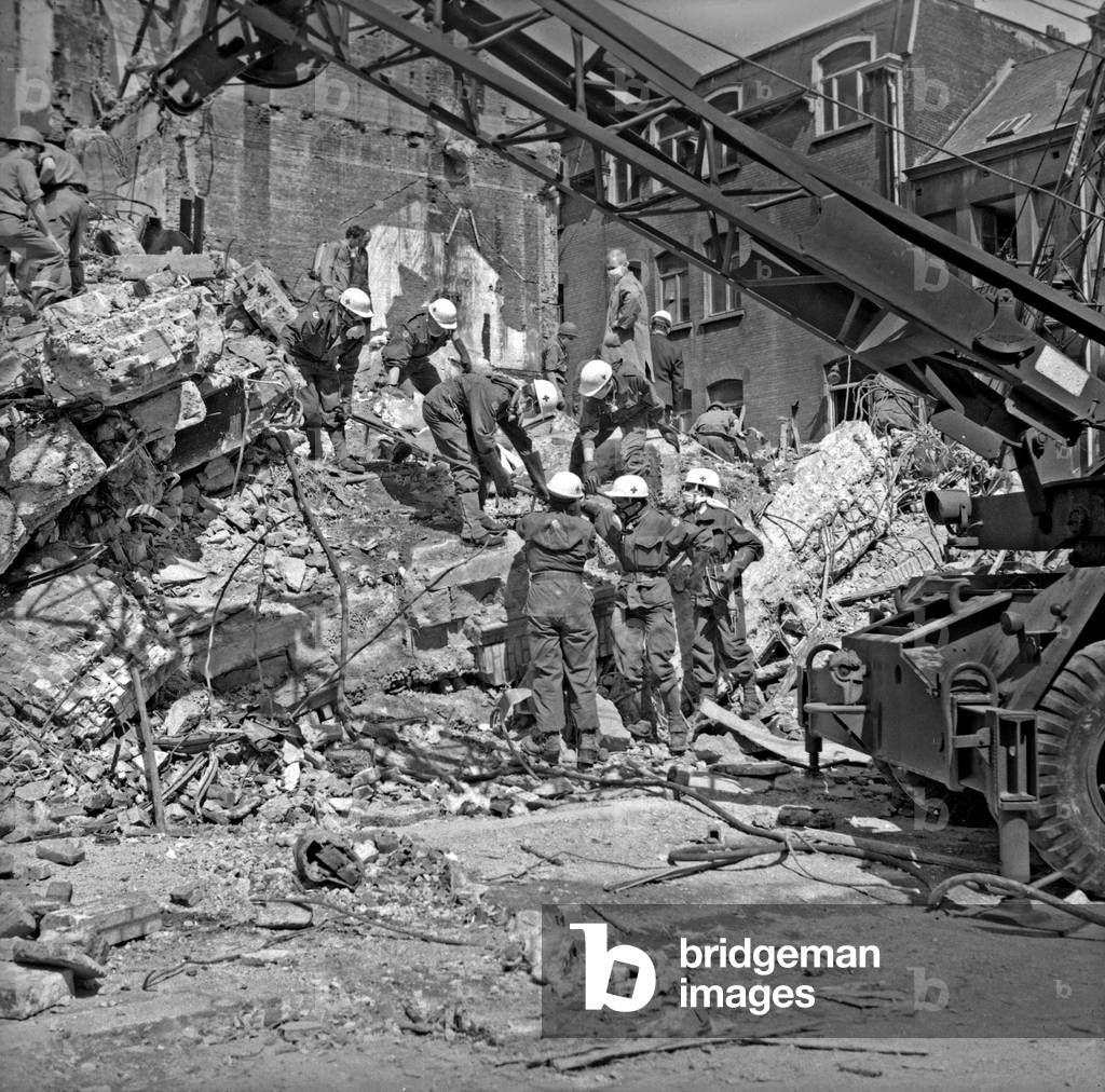 The rubble after fire of the department store 