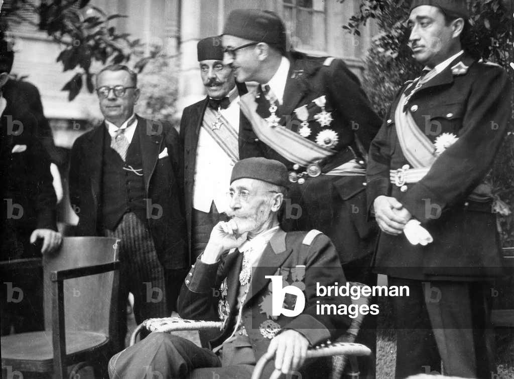 Muhammad VIII al Amin , bey of Tunis, when he arrived in Marseille July 1945