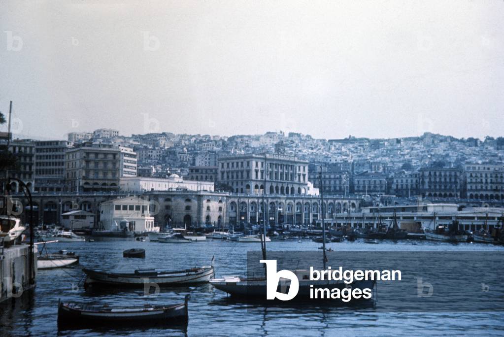 Algiers, Algeria, 1961 : the harbour and the casbah