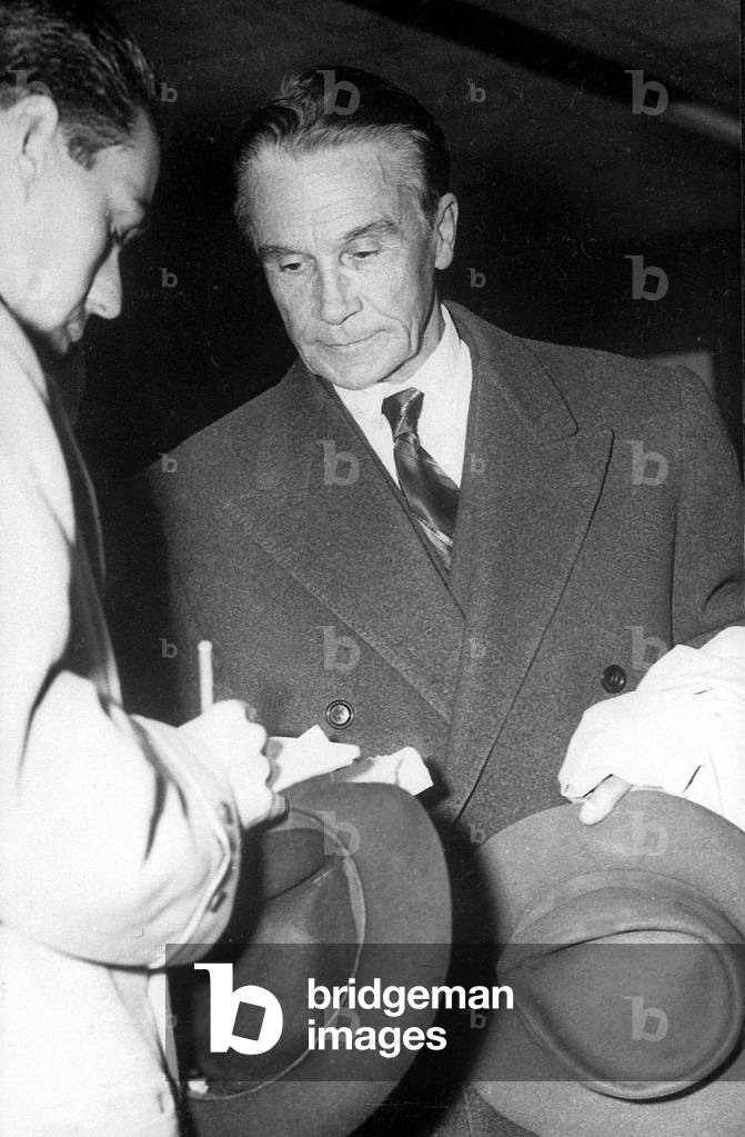 Portuguese politician Henrique Galvao in exile in Buenos Aires 1959