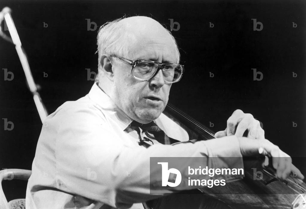 Russian cellist, pianist and conductor Mstislav Rostropovitch c. 1990