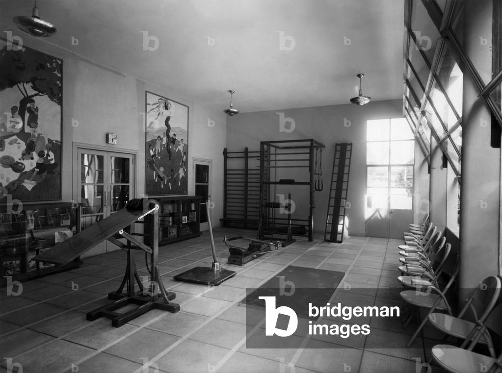 Paris Universal Exhibition, 1937: Health Centre Gymnastics