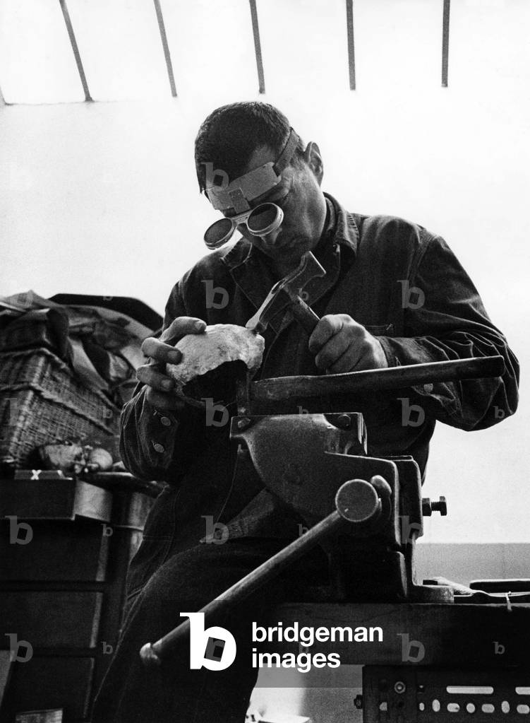 Reinhoud d'Haese, aka Reinhoud (1928-2007) Belgian engraver and sculptor, in his workshop