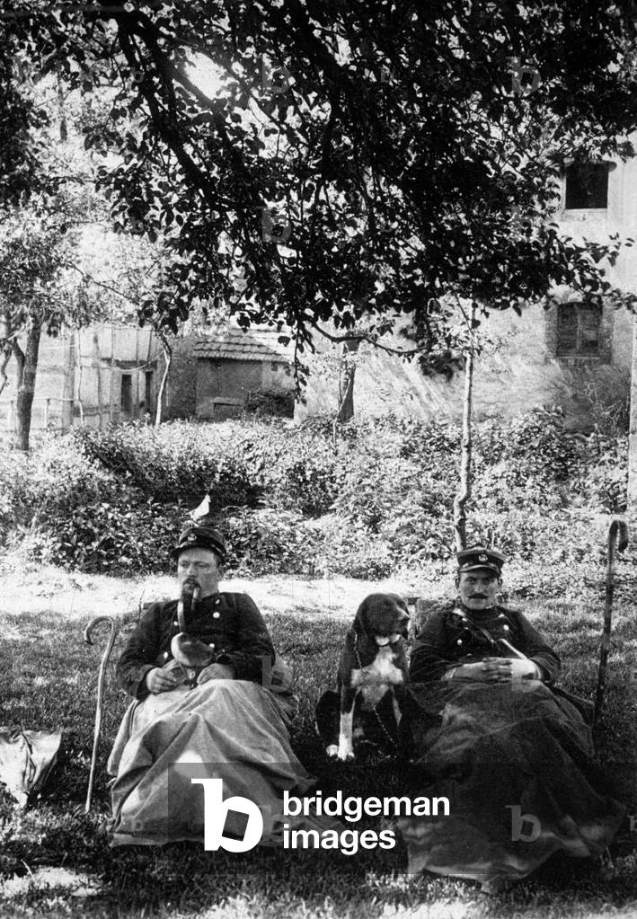 Customs officers on the border of Alsace, France (photo)
