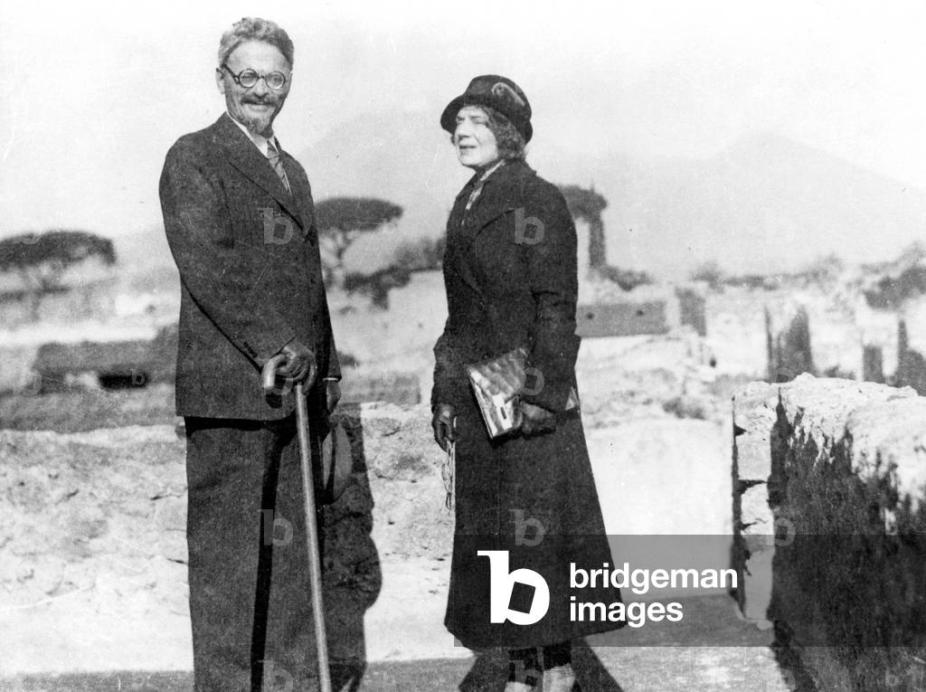 Leo Trotsky and his wife Natalia in Naples, 1932