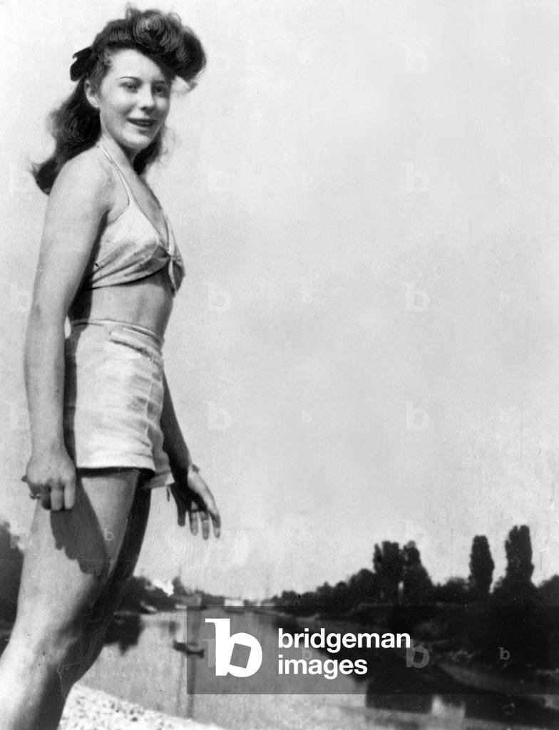 Model Bettina at 18 years-old, 1943