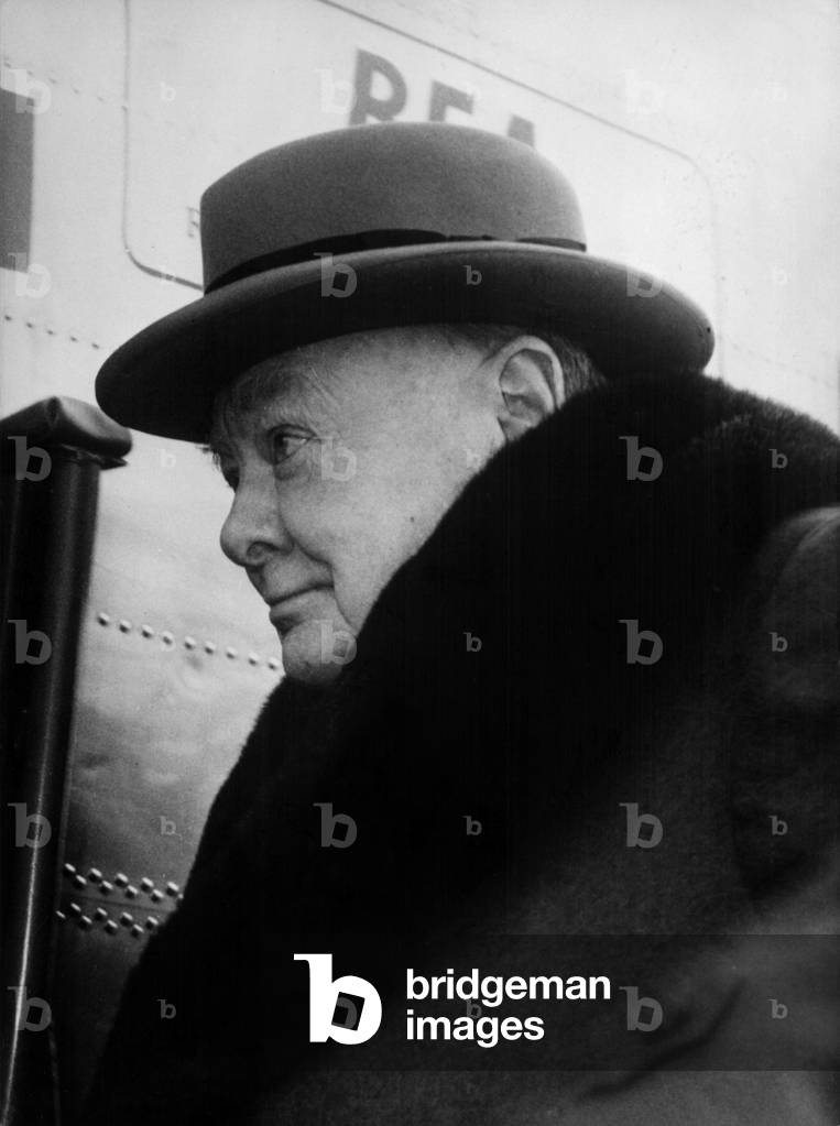 Winston Churchill , ex Prime Minister at the airfield of Nice in France, January 17, 1957
