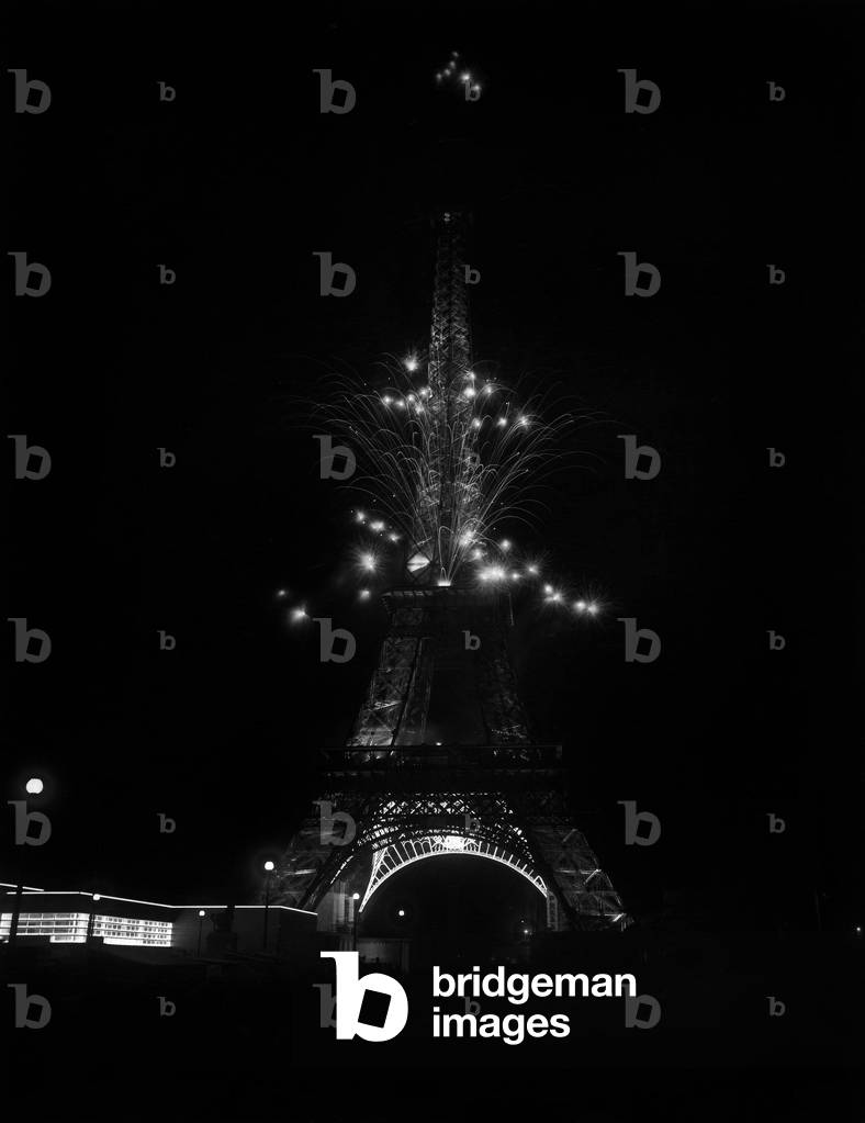 Fireworks at the Eiffel Tower, by night, 1937 (world fair, Paris, 1937)