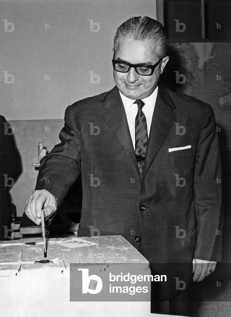 General Georgios Zoitakis (1910-1996) voting in Greece on September 29, 1968