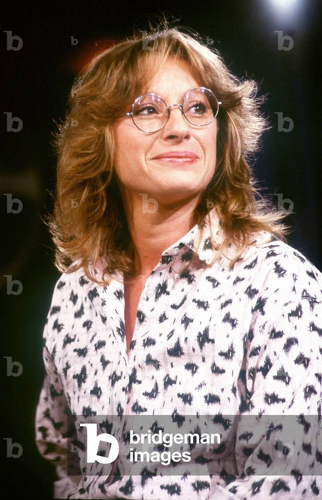 Veronique Sanson on stage at Olympia in 1985