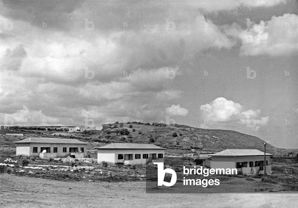 Houses of theMishmar Ha'emek kibbutz, Palestine, 50's