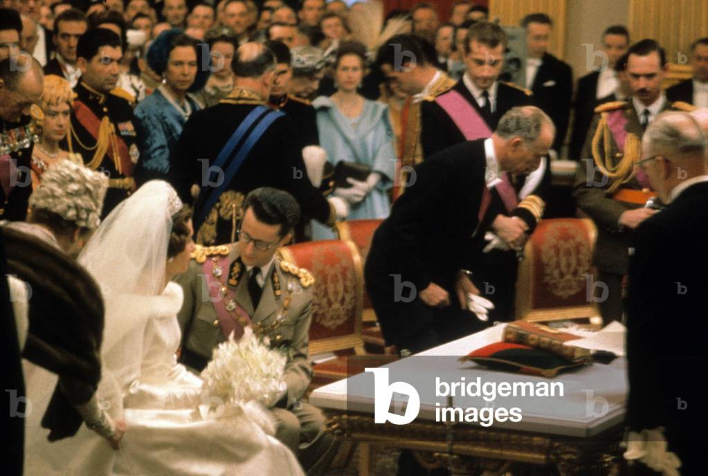 Wedding of King  Baudouin 1st and Dona Fabiola de Mora y de Aragon (thus becoming Queen Fabiola) in Brussels December 12, 1960. On l (orange): Queen Elizabeth II of England and her husband prince consort Philip Duke of Edinburgh