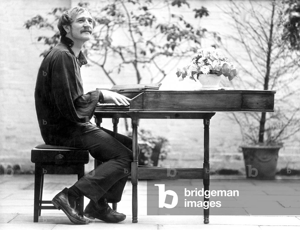 Richard Harris playing piano at the time of his record The Yard Went On Forever October 17, 1968