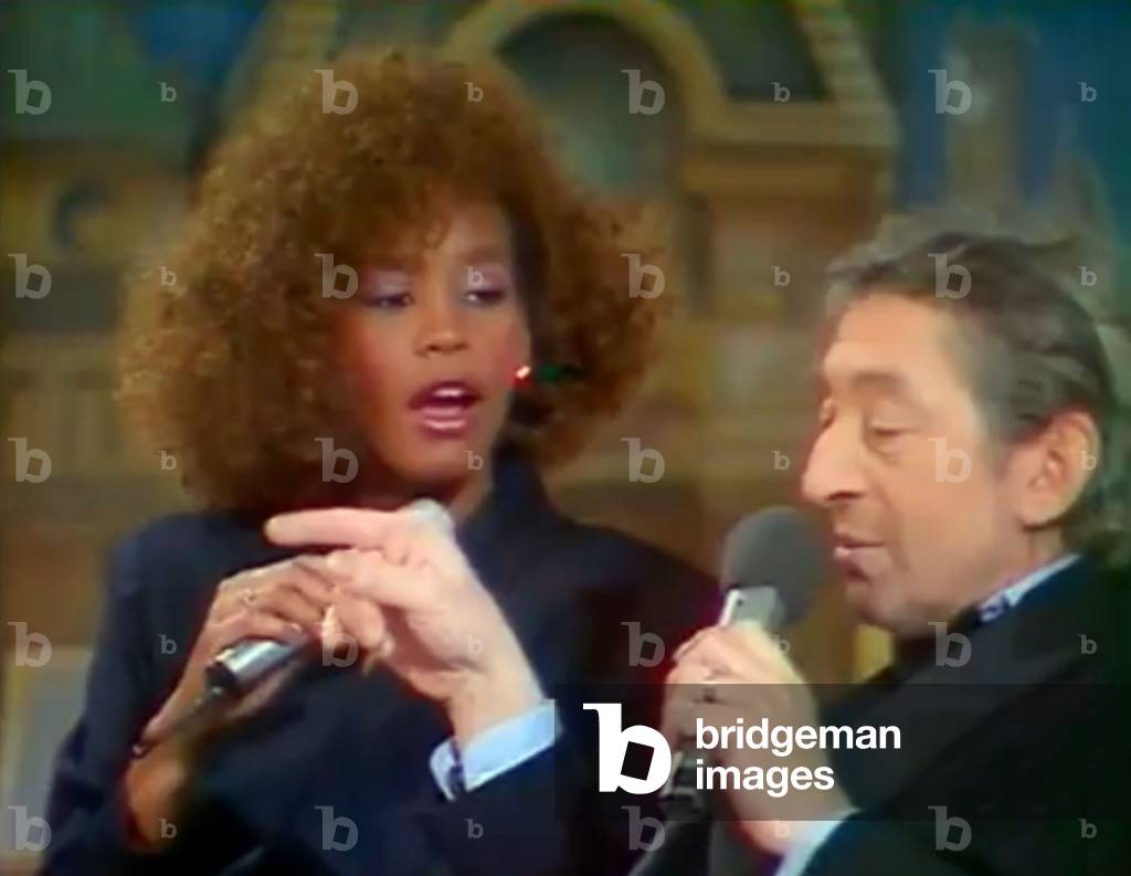 Whitney Houston shocked after the remarks of Serge Gainsbourg in his egard during the show Champs Elysee presented by Michel Drucker in 1986 When Whitney Houston with Serge Gainsbourg