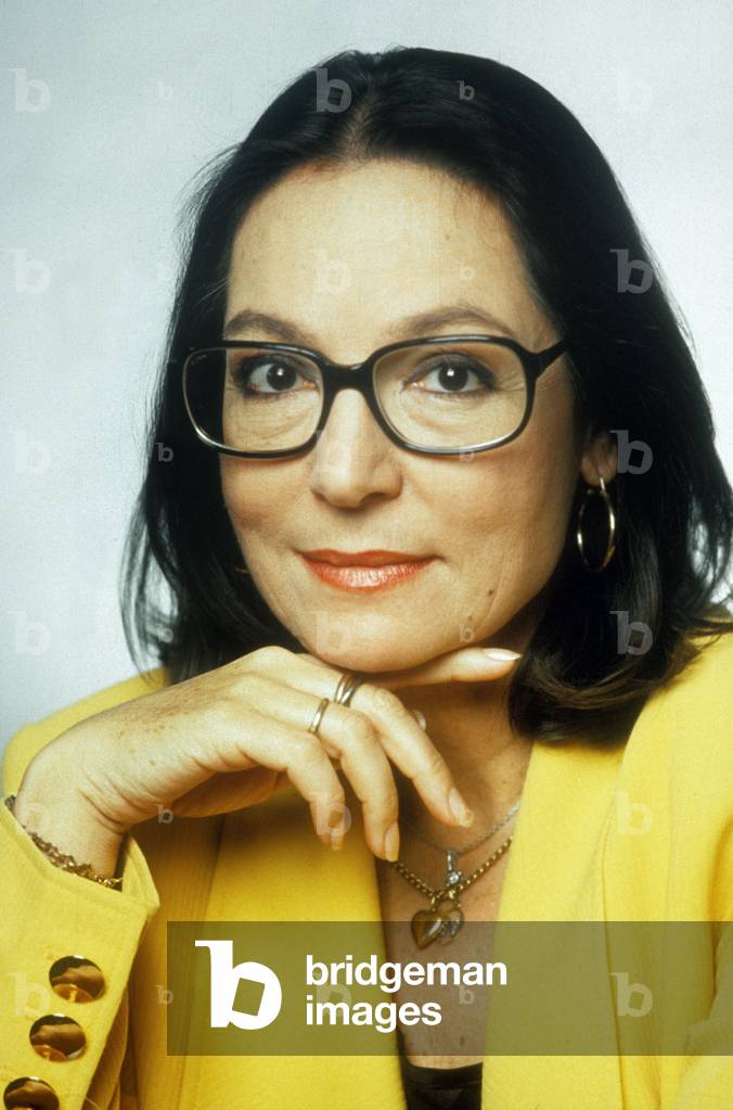Nana Mouskouri in 1985