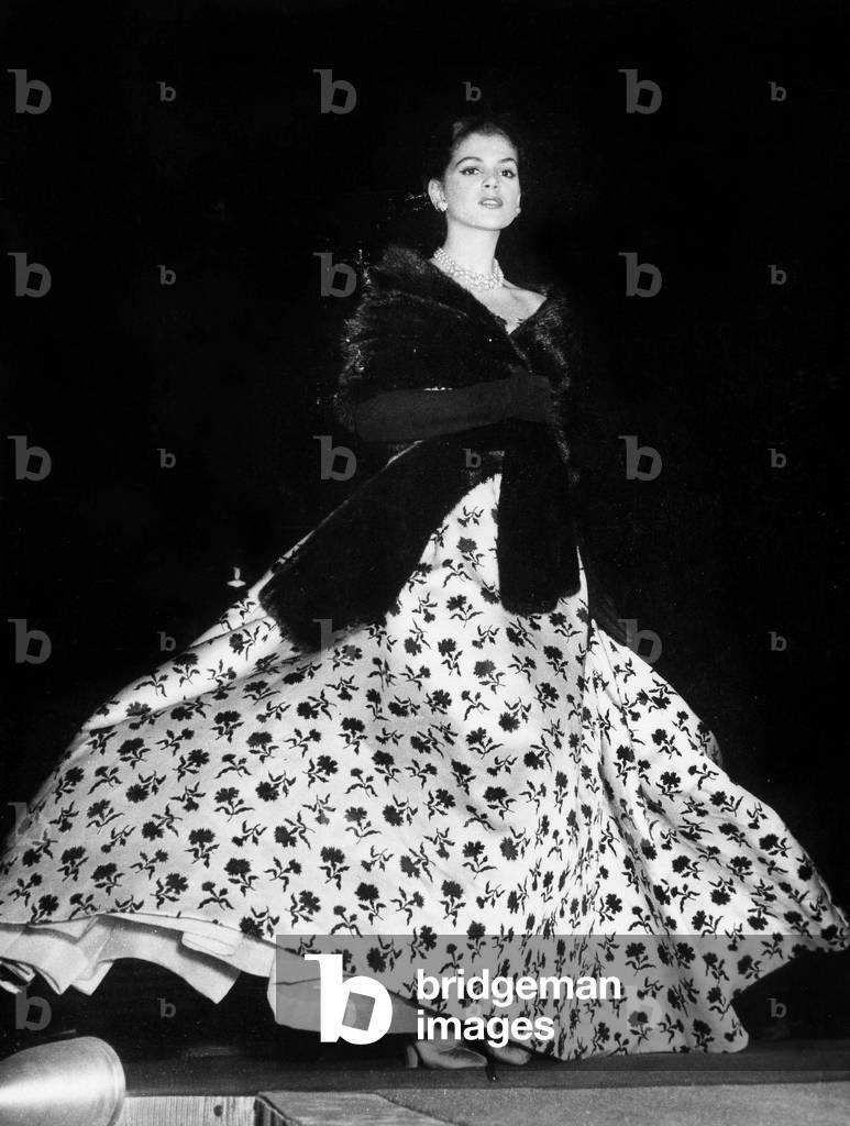 Christian Dior fashion show in Stockholm for the benefit of the swedish red cross October 19, 1953
